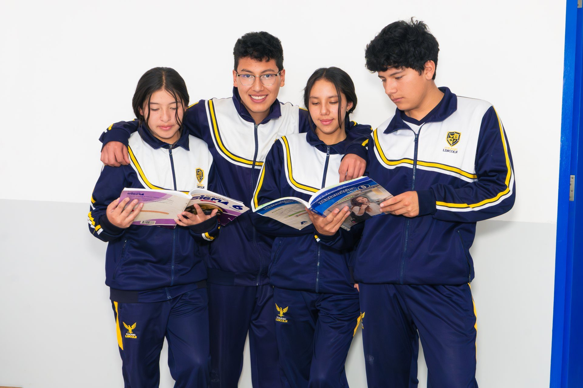 Alumnos de Primaria Colegio Lincoln